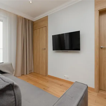 Z Tarasem W Centrum Swinoujscia By Renters Apartment