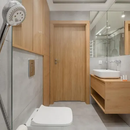 Apartment Z Tarasem W Centrum Swinoujscia By Renters Swinoujscie