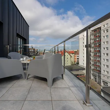 Apartment Z Tarasem W Centrum Swinoujscia By Renters *