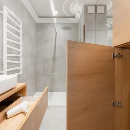 Z Tarasem W Centrum Swinoujscia By Renters